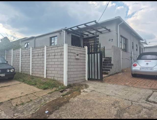 3 BEDROOM PROPERTY TO RENT IN WHITERIDGE